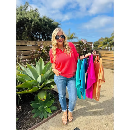 💥Enfärgad topp med V-ringning