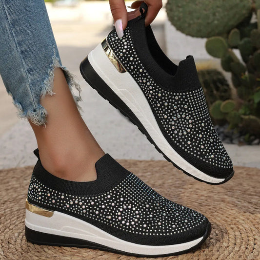 Sportiga slip-on-träningsskor i mesh med strasstenar för kvinnor