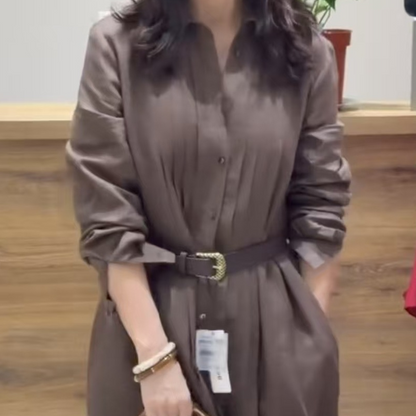 Långärmad skjortklänning med knappslå för kvinnor