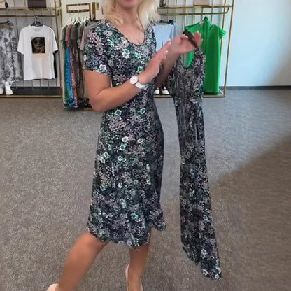 Blommiga fritidsklänningar för kvinnor